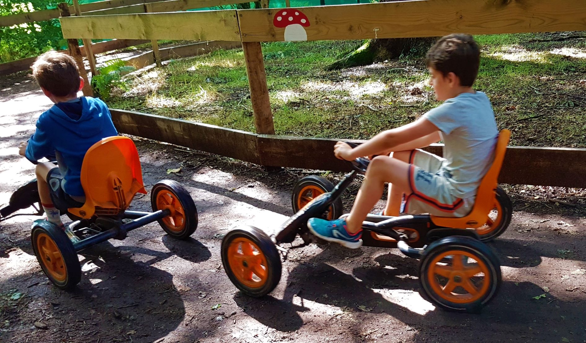 karts a pedales land aux lutins parc morbihan que faire avec enfants sortie en famille