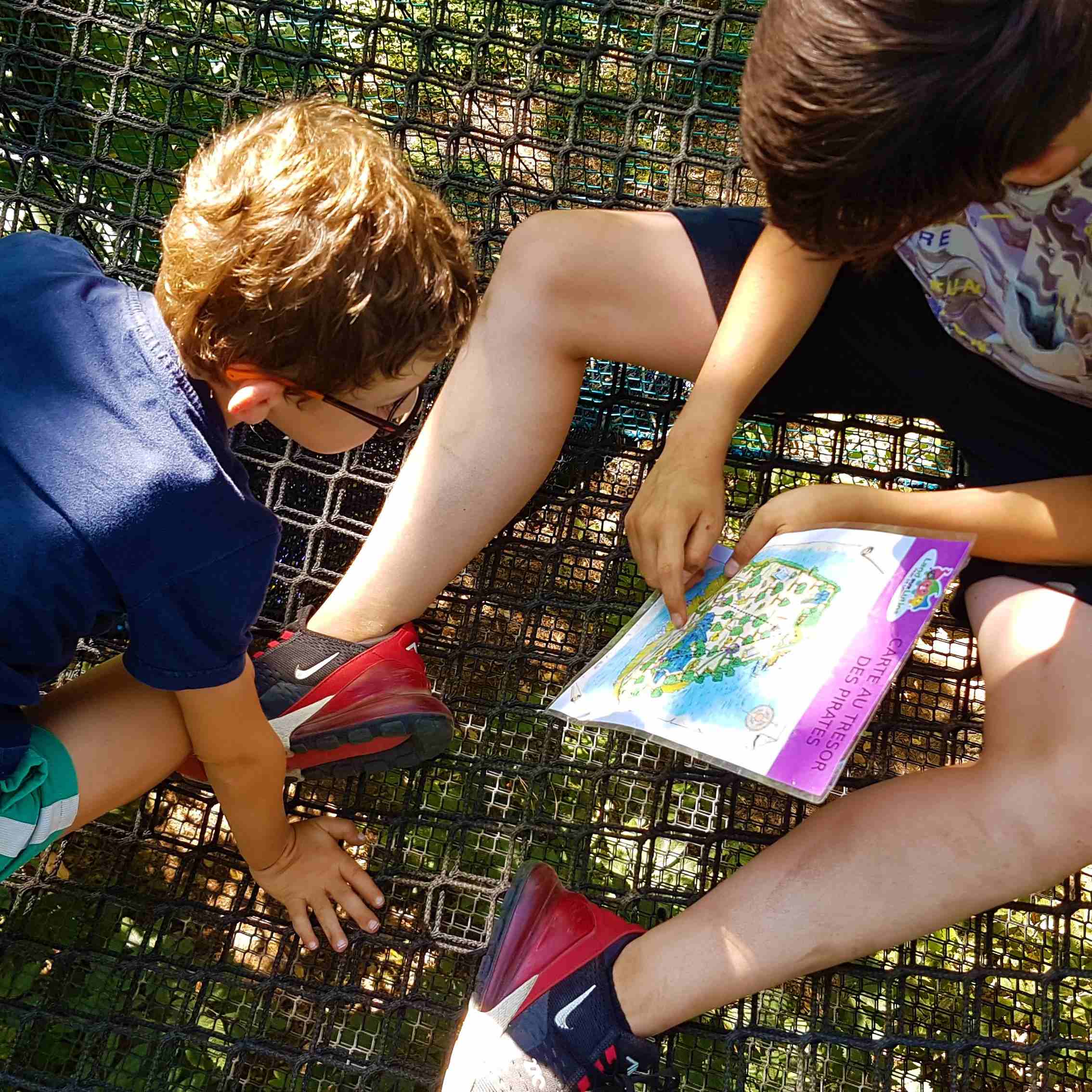 land aux lutins sortie scolaire se répérer sur une carte activité pédagogique